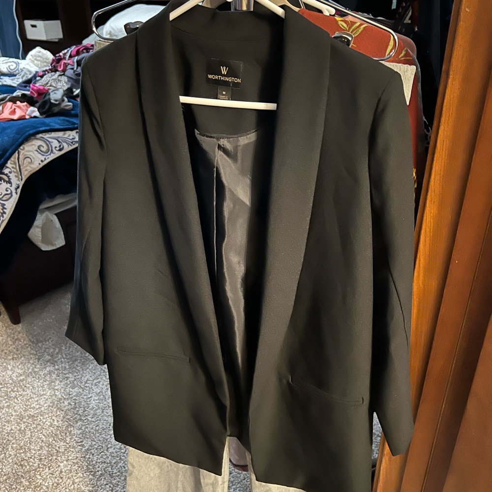 Worthington Black Blazer